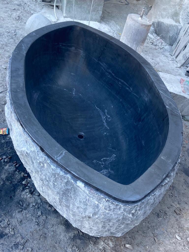 White Black Stone BathTub