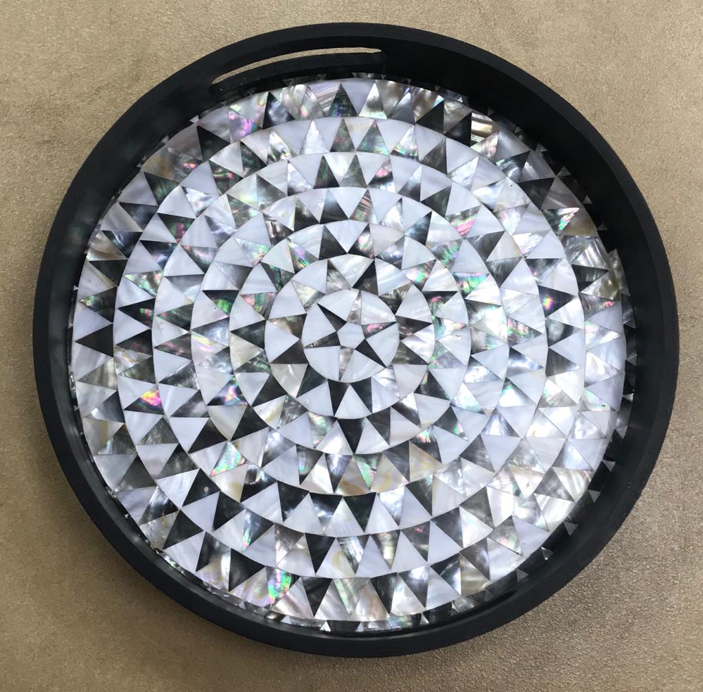 Round Tray Mother of pearl