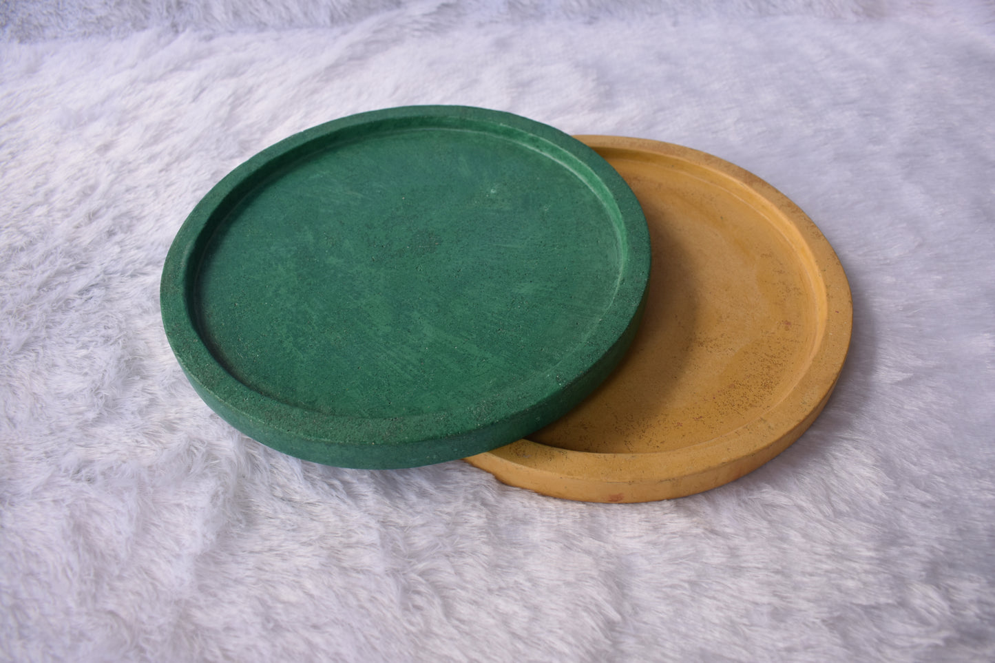 Concrete  Round  Tray  ( Set of 2 )
